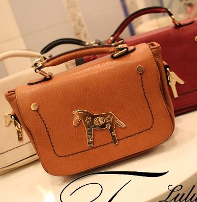 กระเป๋าแฟชั่นเกาหลี Luluhouse รุ่น L185-04hr นำเข้าจากร้านLuluhouseแท้100% ค่ะ ราคาถูก